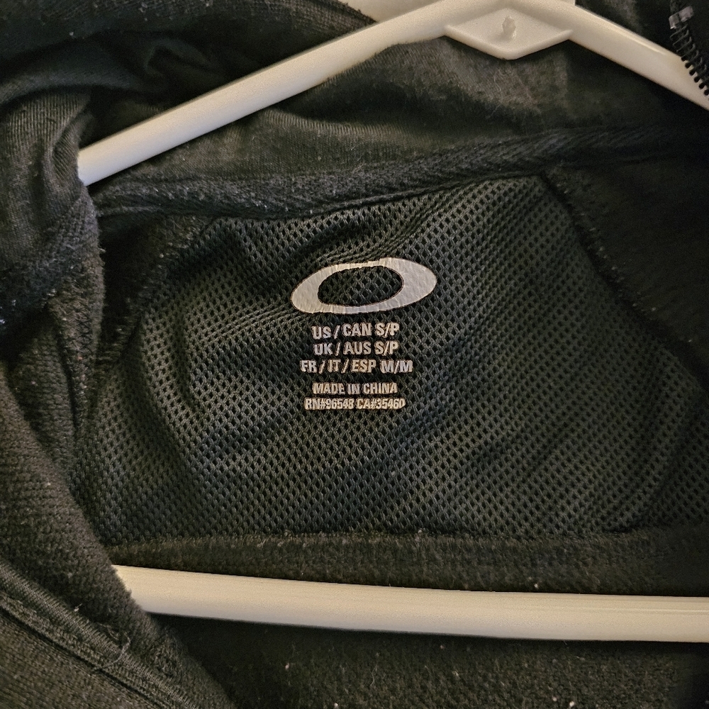OAKLEY Women's Athletic Zip-Up Hoodie - Picture 3 of 5